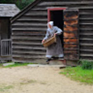 Meet your Posher, Julia